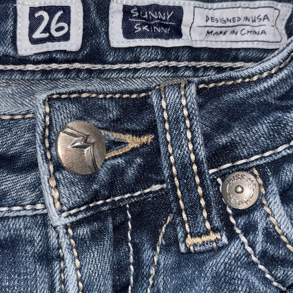 Miss Me Sunny āļø Low-Rise Skinny Jeans, Size 26 - Picture 4 of 16